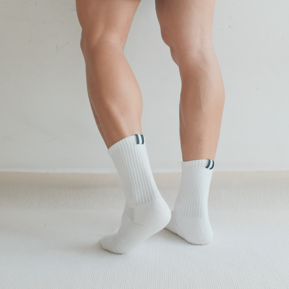 Sporty Cotton Anti-Slip Sports Crew Socks – SS03