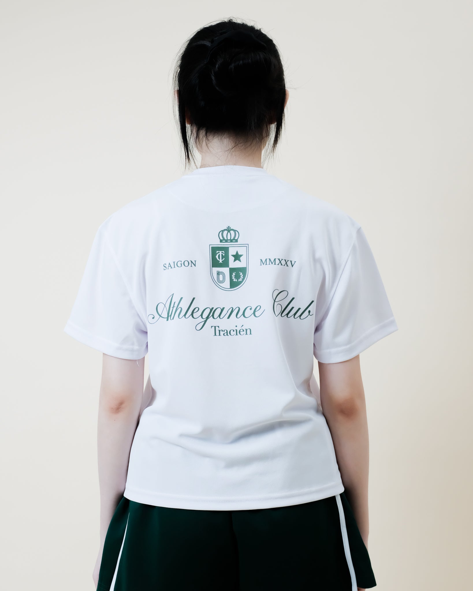 Relax Crest Logo tee - tee01